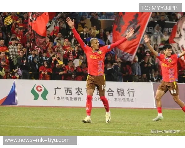 吕品告别平果感慨主场温情愿与球迷共赴更加辉煌的明天