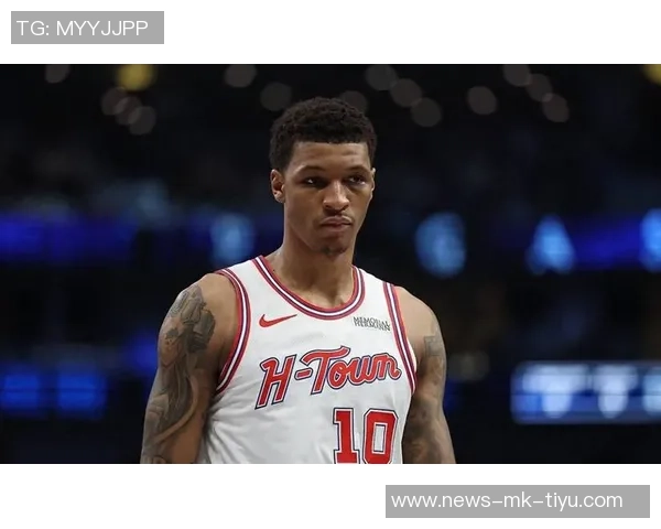 鹈鹕三分手感冰凉仅命中五球半场苦战火箭仅落后一分 鹈鹕三分手感冰凉仅命中五球半场苦战火箭仅落后一分